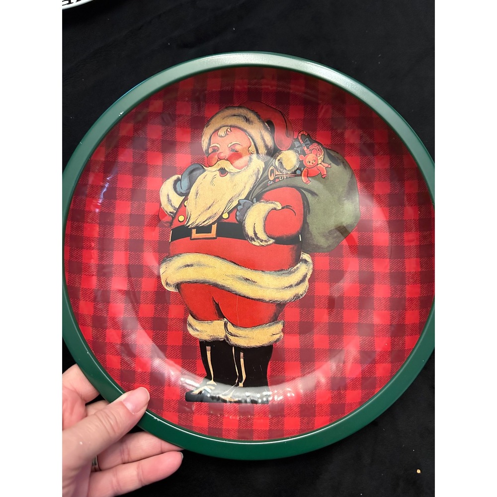Vintage Santa Claus Buffalo Plaid Tin Plates Set of 2 Christmas Holiday Decor